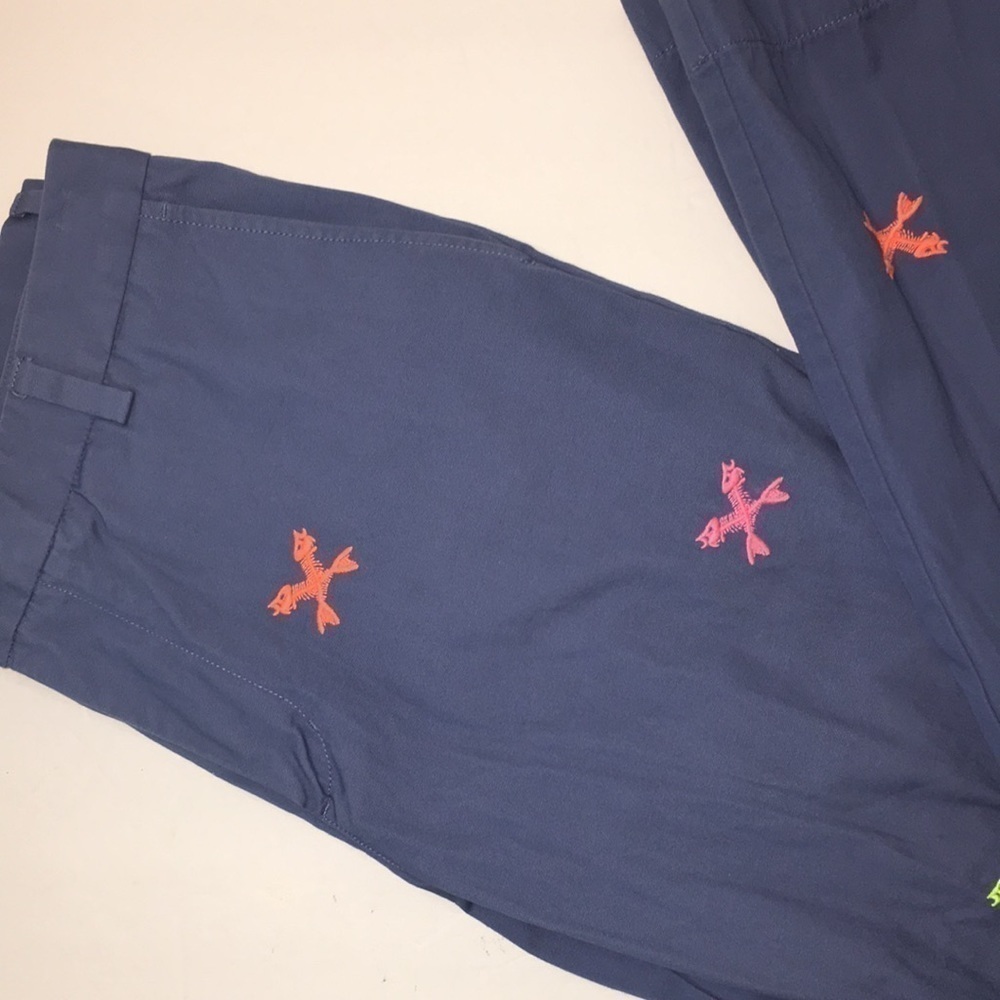 Vineyard Vines Men’s 34x32 Blue Novelty Fish Skeleton Embroidered Chino Pants